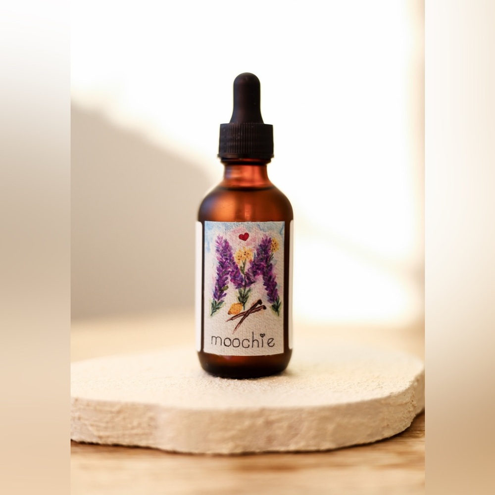 Moochie Nourishing Beard Oil - Picture 2 of 2